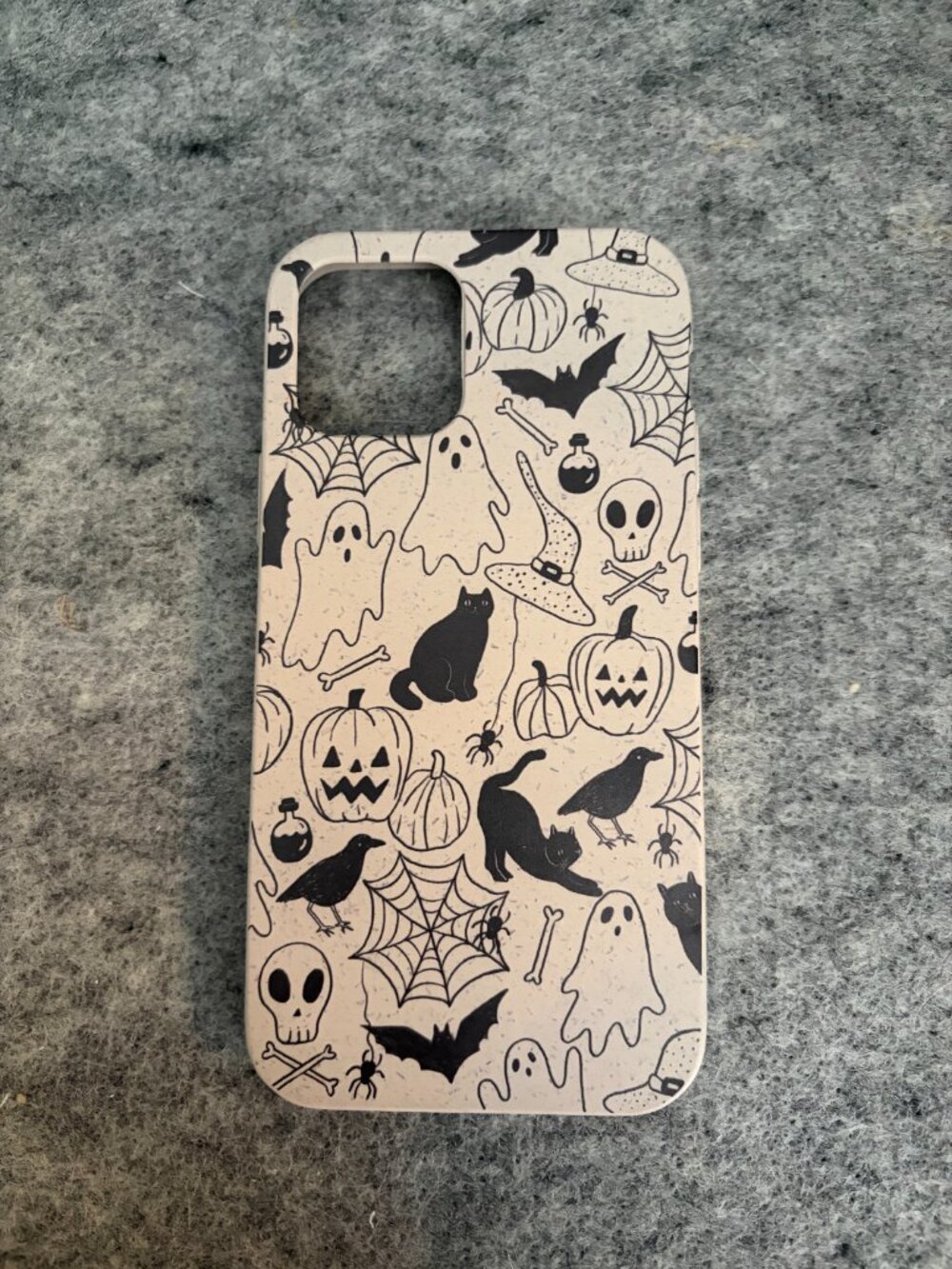 iPhone 12/12 Pro Pela Tan Halloween Phone Case